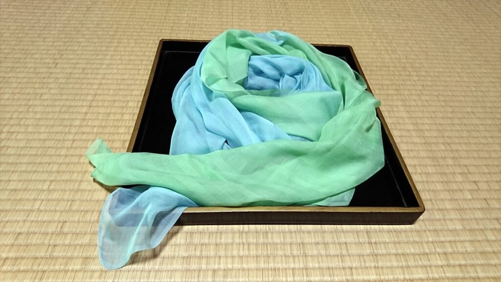 二色染スカーフ（生藍×キハダ）